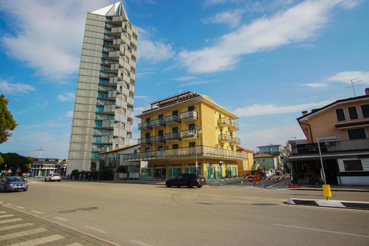 Quito Residence Movida E Spiaggia ليدو دي يسولو المظهر الخارجي الصورة